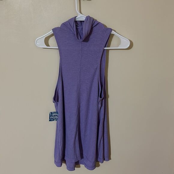 Free People Lavender Purple Turtleneck sleeveless Top size small nwt - Picture 4 of 6